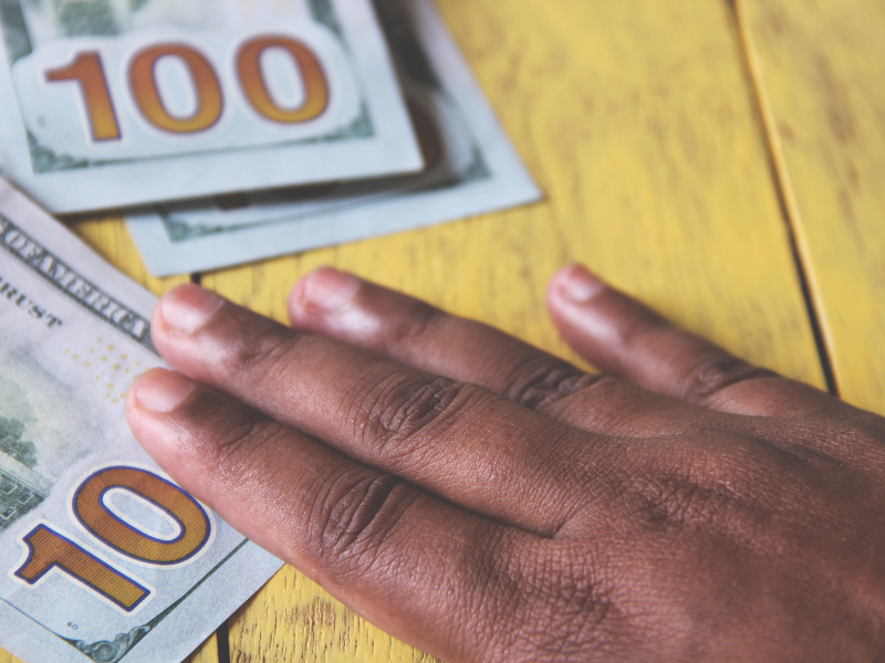 manage money on low income